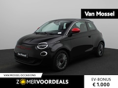 Fiat 500e - RED 42 kWh | Navigatie | Climate Control | LED Verlichting | Parkeersensoren |