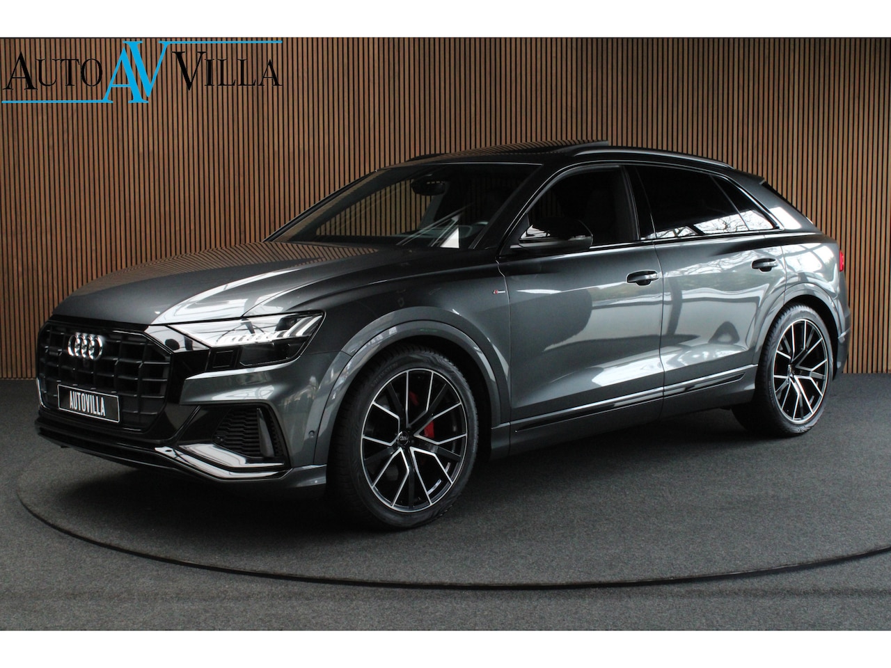 Audi Q8 - 55 TFSI quattro S-line 360° HUD B&O Panodak ACC 22'' LM velgen Memory Climate voor en acht - AutoWereld.nl