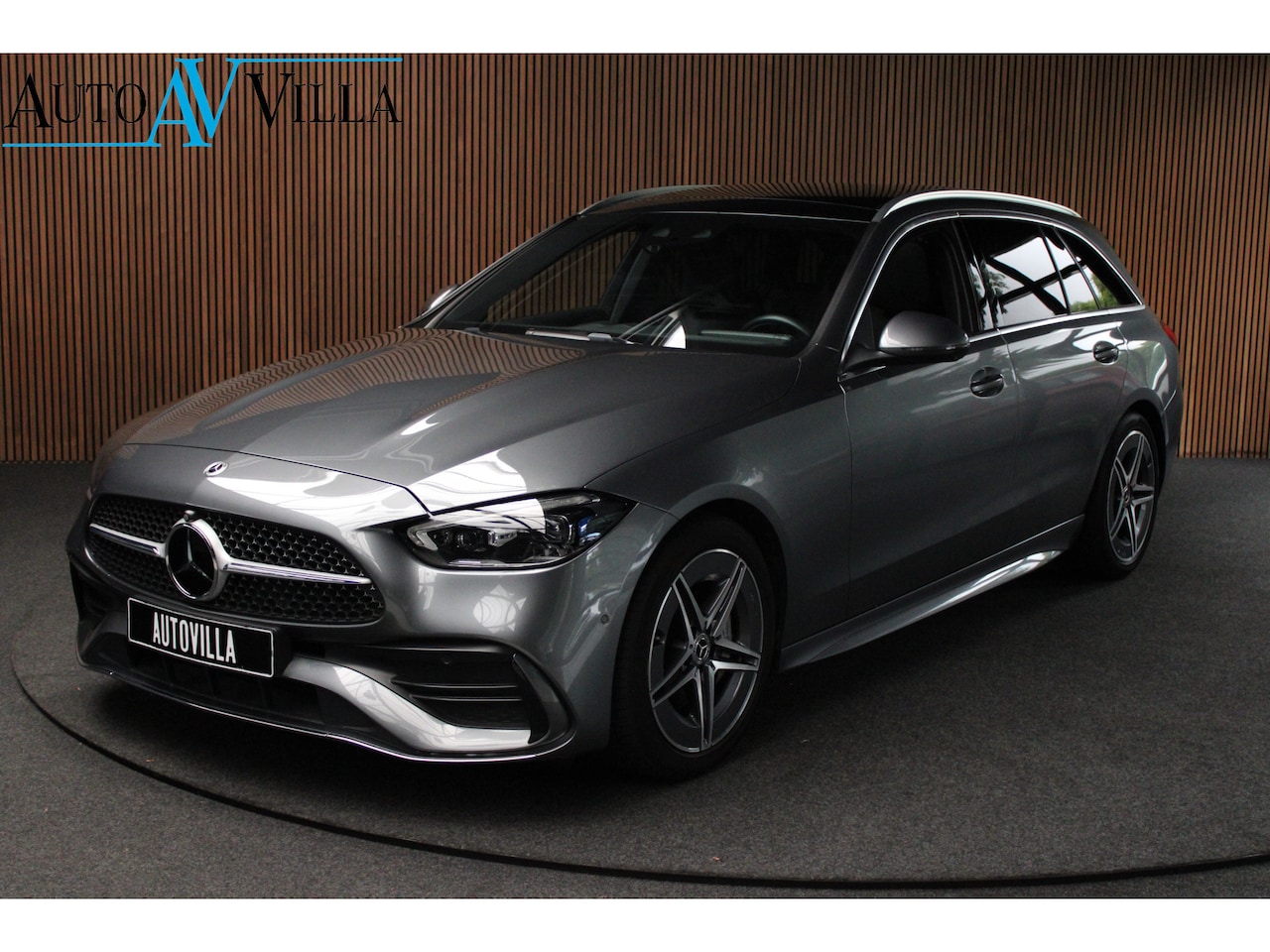 Mercedes-Benz C-klasse Estate - 220d AMG Panodak Leer Navi HUD 360° Massagestoelen PTS Distronic Plus Elektr. achterklep B - AutoWereld.nl