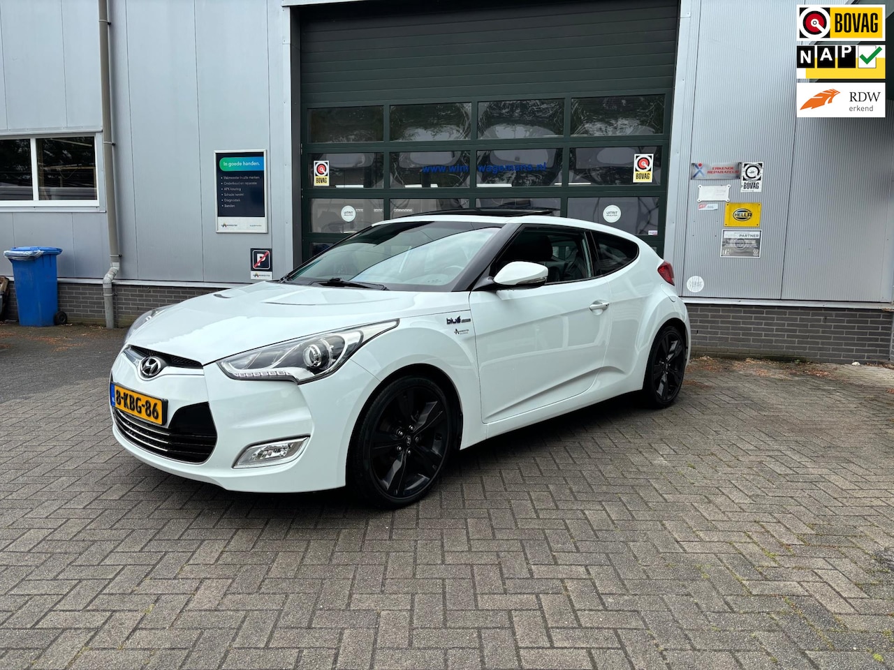 Hyundai Veloster - 1.6 GDI i-Catcher 1.6 GDI i-Catcher - AutoWereld.nl