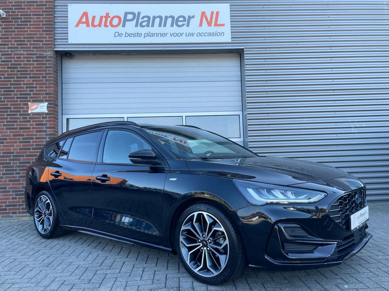 Ford Focus Wagon - 1.0 EcoBoost Hybrid ST Line X 1.0 EcoBoost Hybrid ST Line X! Camera! Navi! - AutoWereld.nl