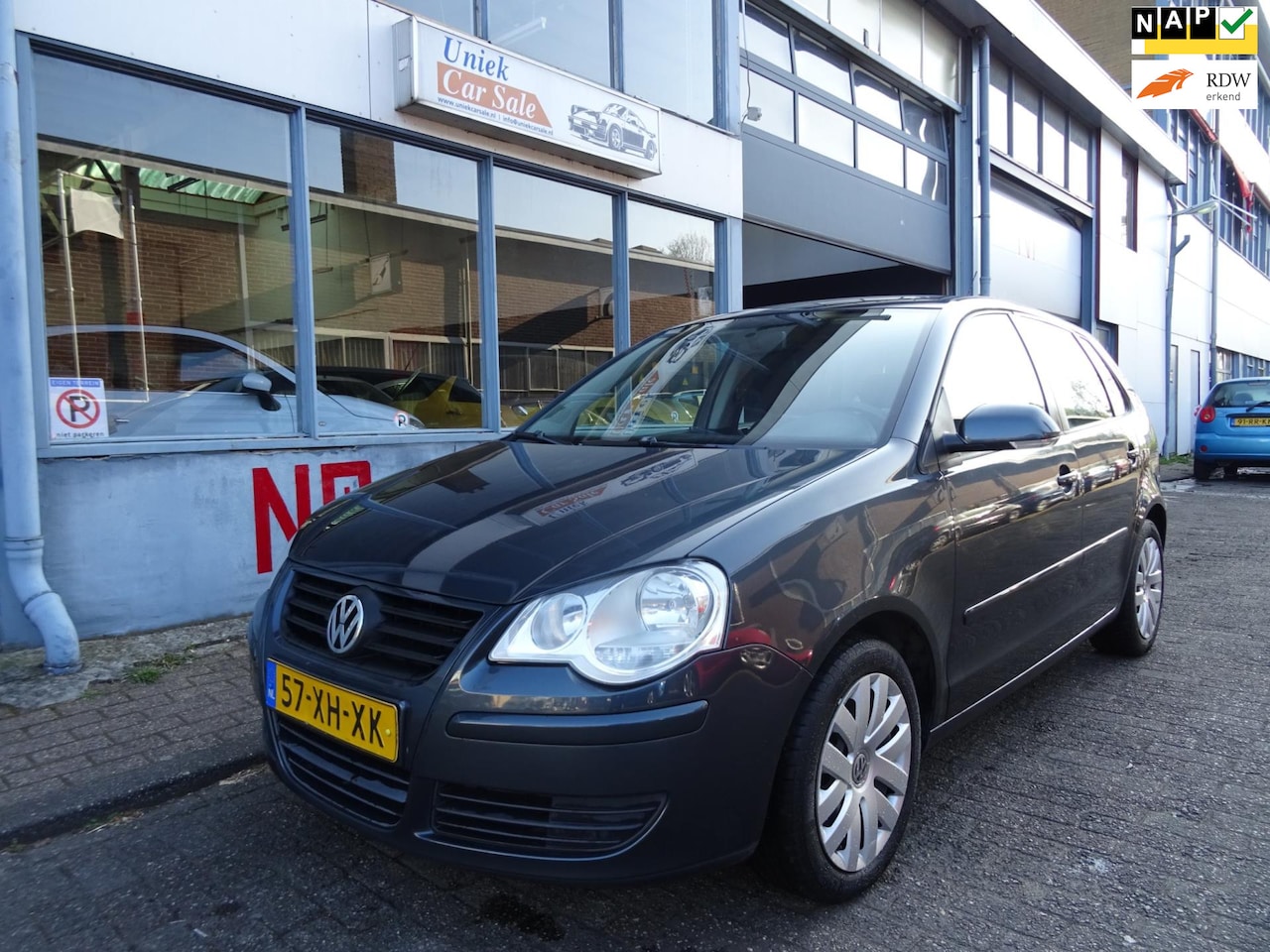 Volkswagen Polo - 1.4-16V Optive trekhaak - AutoWereld.nl