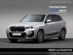 BMW iX1 - xDrive30 Launch Edition 67 kWh | Panoramadak | Comfort Access | Camera | Travel Pack | Sto