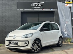 Volkswagen Up! - 1.0 CUP 5 DRS | Pano | Airco | Stoelverwarming | Navi | 1e Eigenaar | Alle Boekjes Aanwezi
