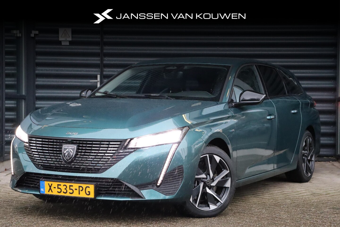Peugeot 308 SW - 1.6 HYbrid 180 Allure Pack Business * 360 graden camera * Stoelverwarming * Draadloze lade - AutoWereld.nl
