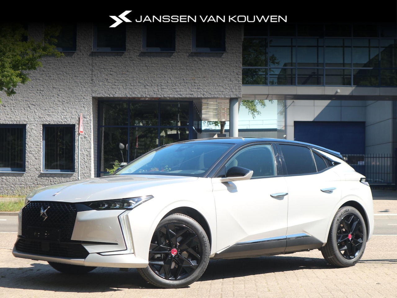 DS 4 - E-Tense Performance Line+ PHEV Head-Up Trekhaak Achteruitrijcamera - AutoWereld.nl