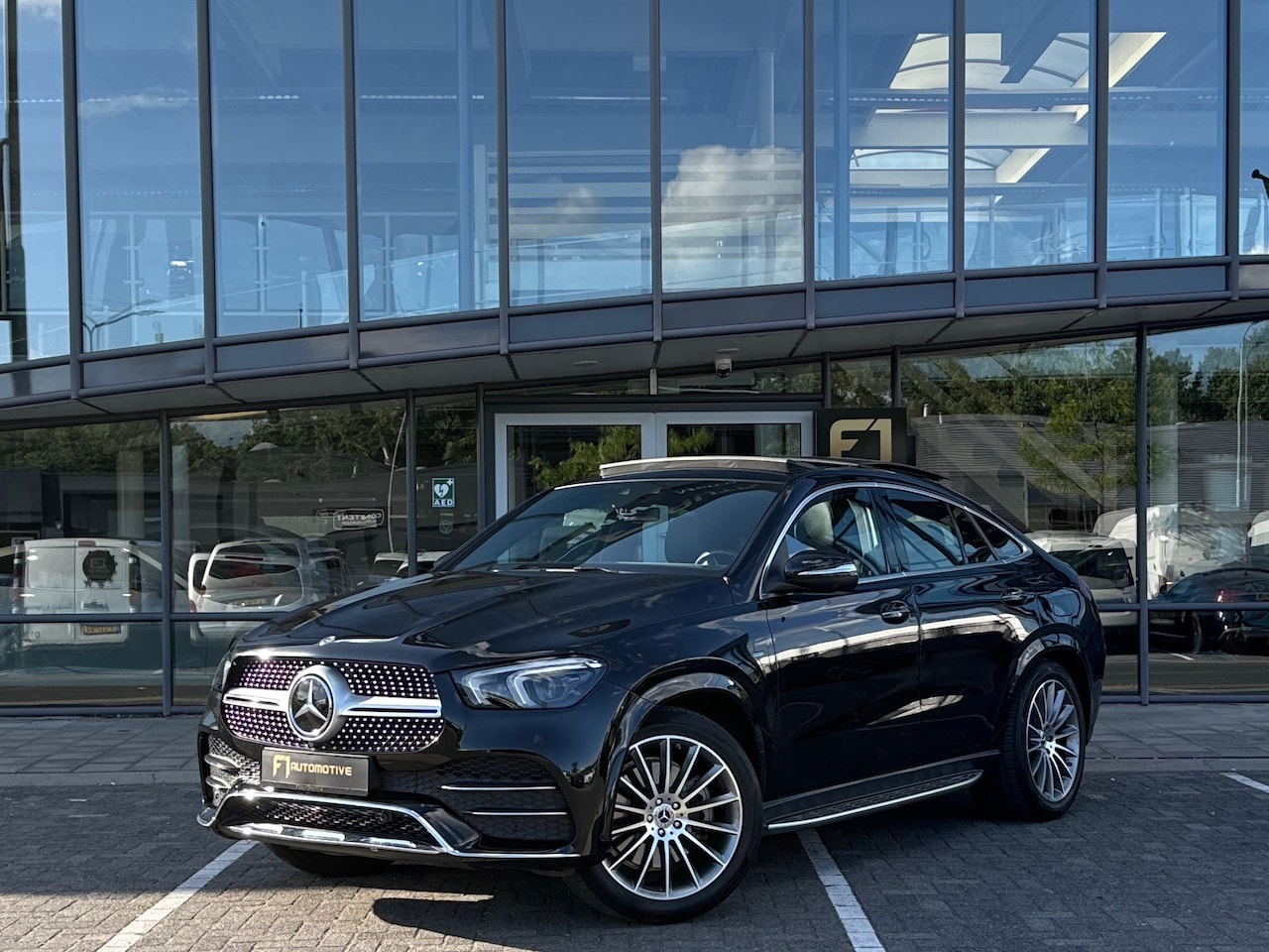 Mercedes-Benz GLE-Klasse Coupé - 350 de 4MATIC Pano|Burm|Trekhaak - AutoWereld.nl