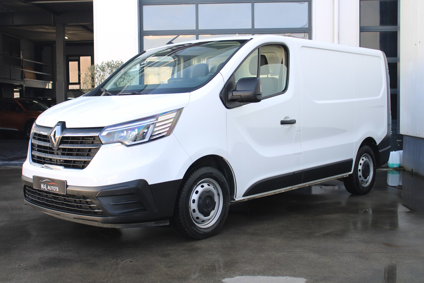 Renault Trafic - 2.0 dCi 110 T29 L1H1 Comfort 2.0 dCi 110 T29 L1H1 Comfort - AutoWereld.nl