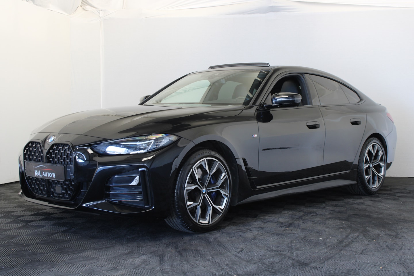 BMW 4-serie Gran Coupé - 420i High Executive |M Sport|Pano| - AutoWereld.nl