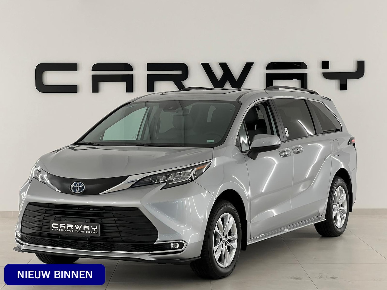 Toyota Sienna - 2.5 Hybrid Luxe XLE - AutoWereld.nl