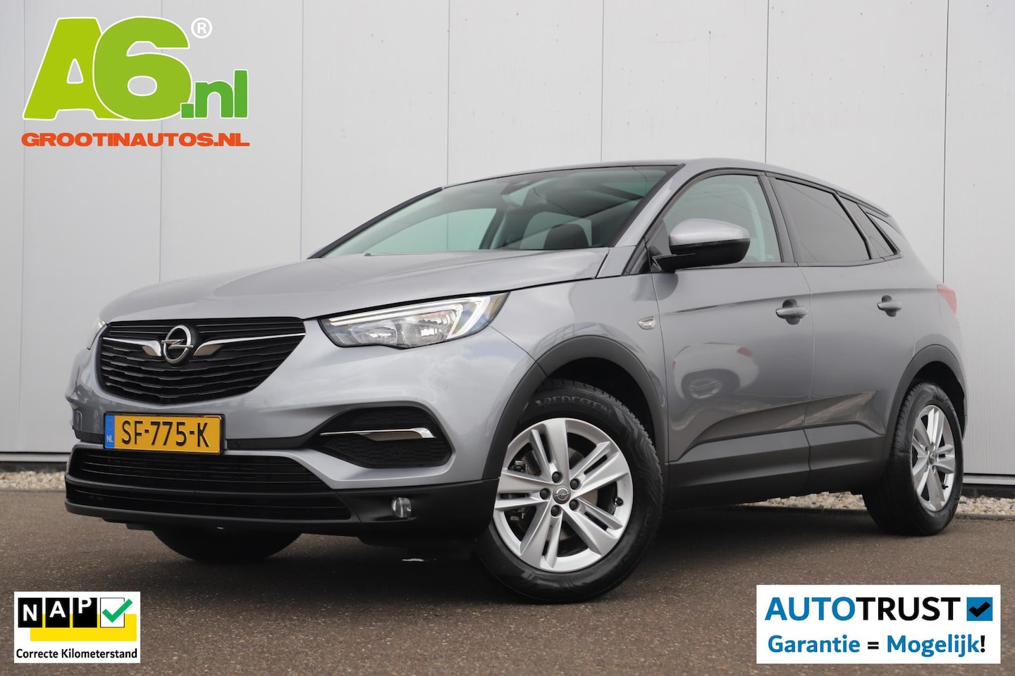 Opel Grandland X - 1.2 Turbo Online Edition 131PK Trekhaak DB Riem is V.V. ! Panoramadak Navigatie Clima Crui - AutoWereld.nl