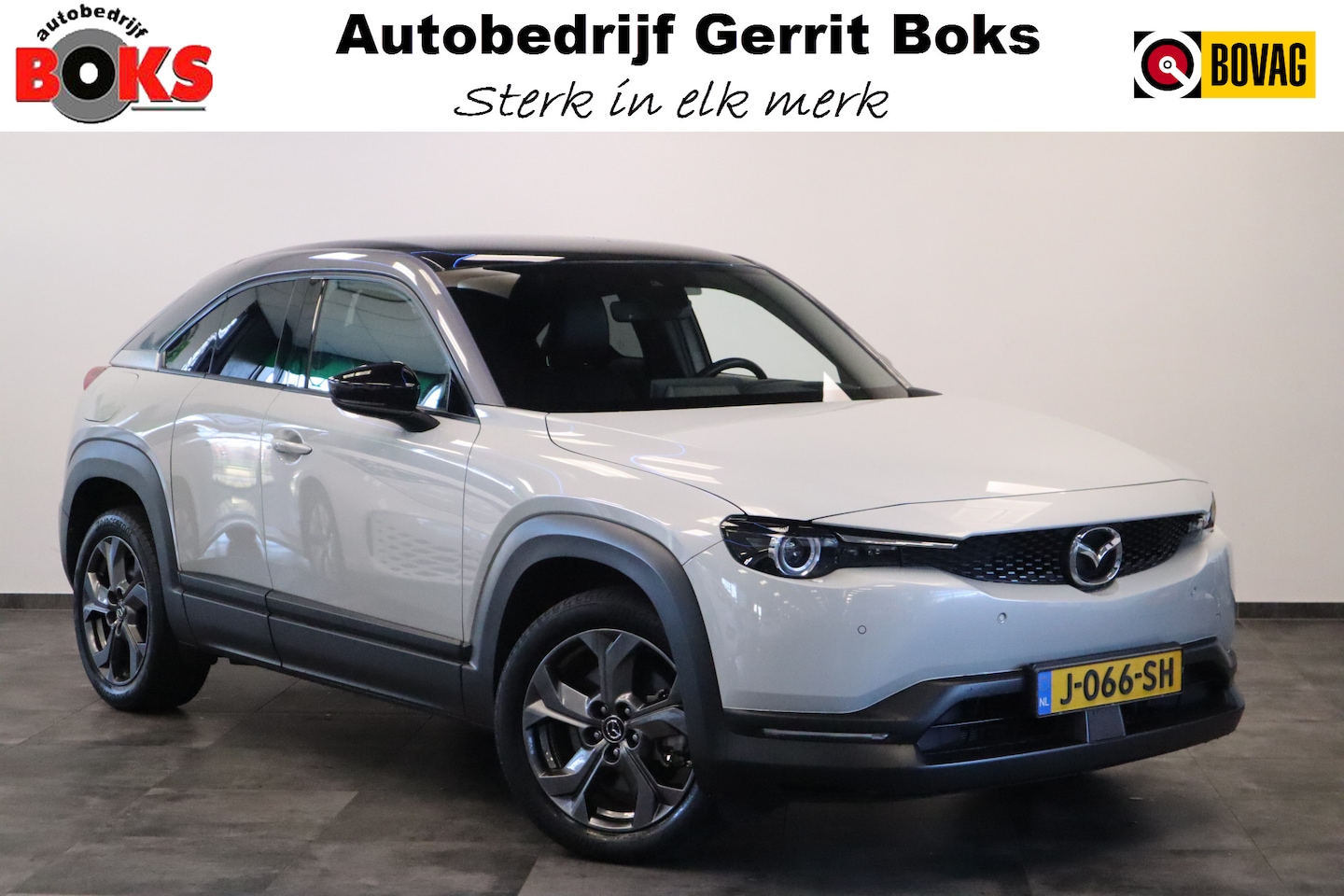 Mazda MX-30 - e-SkyActiv 145 First Edition 36 kWh Navigatie Halfleder interieur 18 lmv lane ass. - AutoWereld.nl