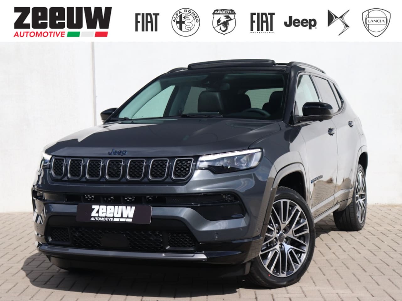 Jeep Compass - 4xe 240 PK Hybride Summit | Pano | Premium | Safety | 360cam | 1 - AutoWereld.nl