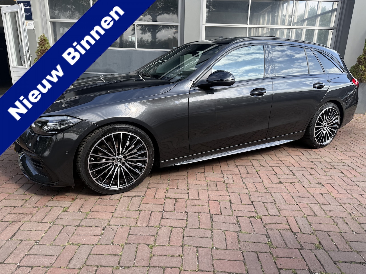 Mercedes-Benz C-klasse Estate - 180 AMG Line | Pano | Sfeer | Leder |  01-2022 70.170 KM - AutoWereld.nl