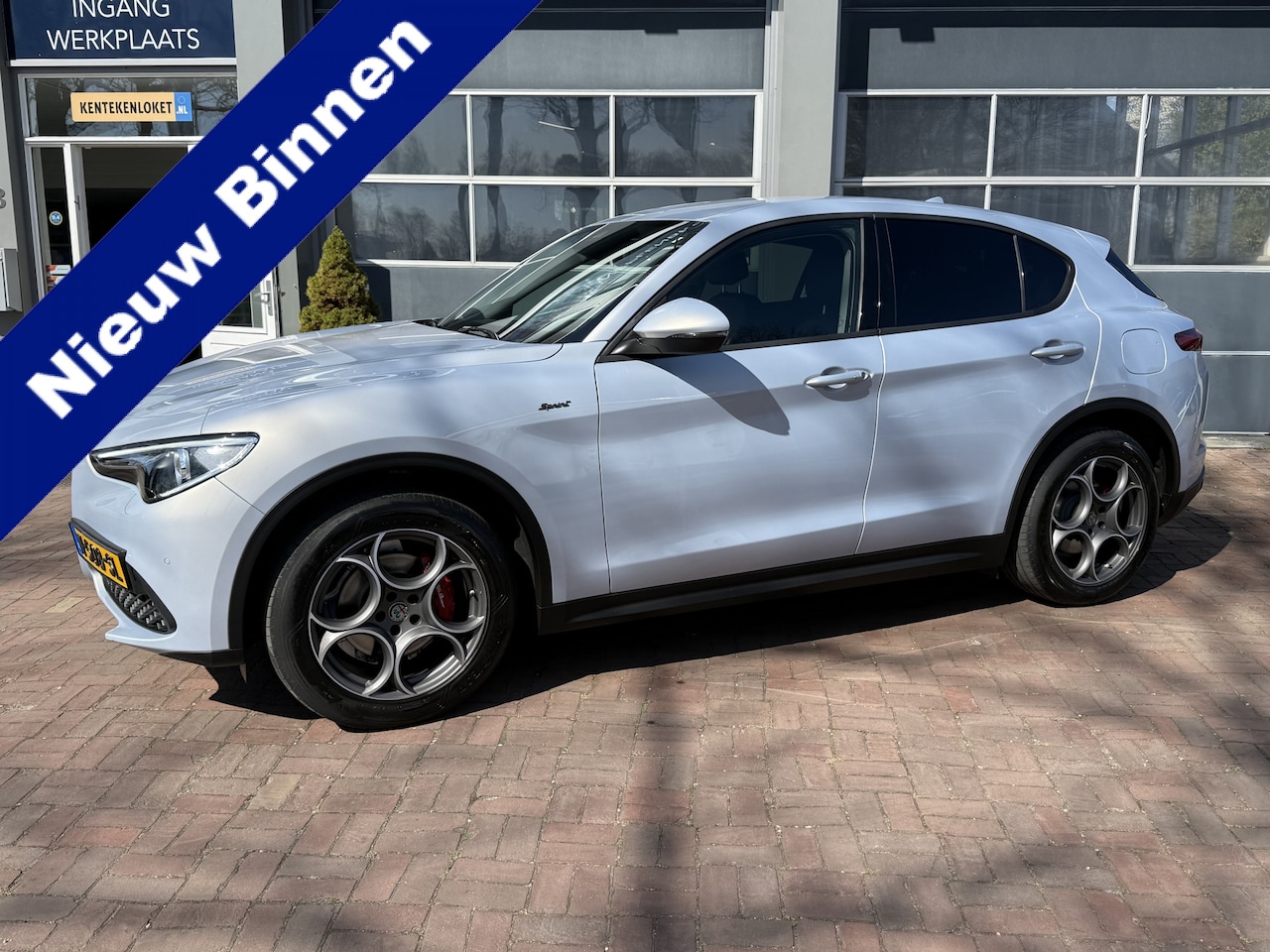 Alfa Romeo Stelvio - 2.0 T AWD Q4 280pk Aut. AWD | Leder | Trekhaak  11-2021 62.486 KM - AutoWereld.nl