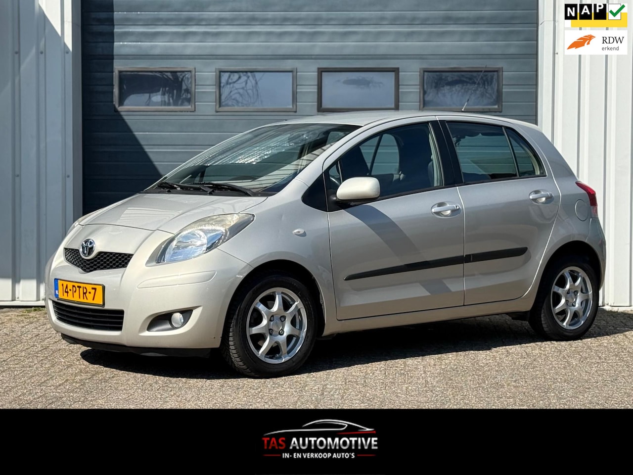 Toyota Yaris - 1.3 VVTi Aspiration 2e EIG / CLIMA / PDC / 6BAK - AutoWereld.nl