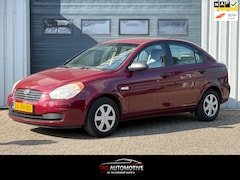 Hyundai Accent - 1.6i Dynamic AUTOMAAT / AIRCO / NAP / APK