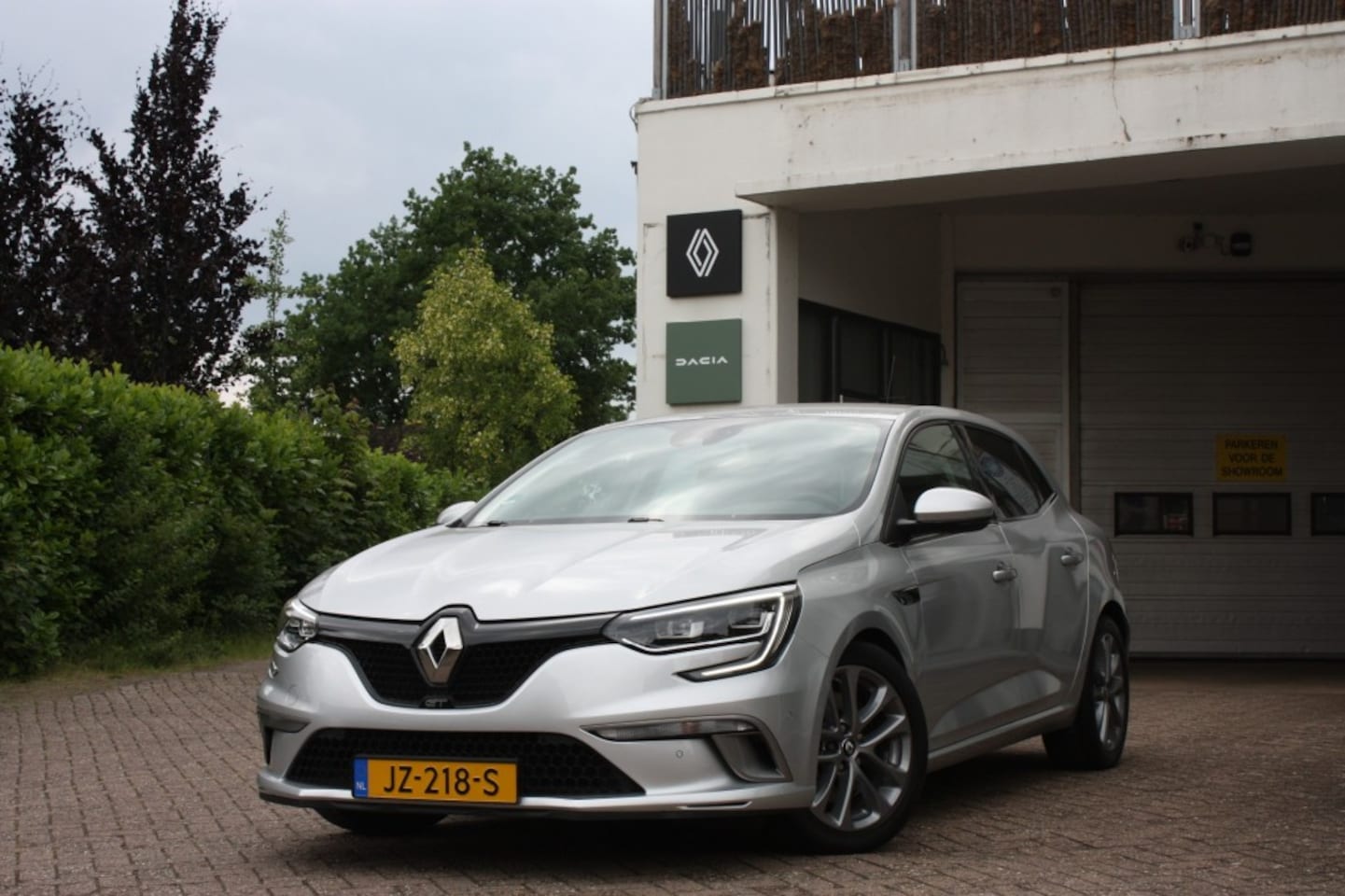 Renault Mégane - 1.6 TCe GT 205 PK / Automaat / 4Control - AutoWereld.nl