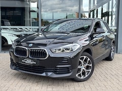 BMW X2 - SDRIVE18I BNSED+ AUTOMAAT AIRCO LMV LED PDC-CAMERA