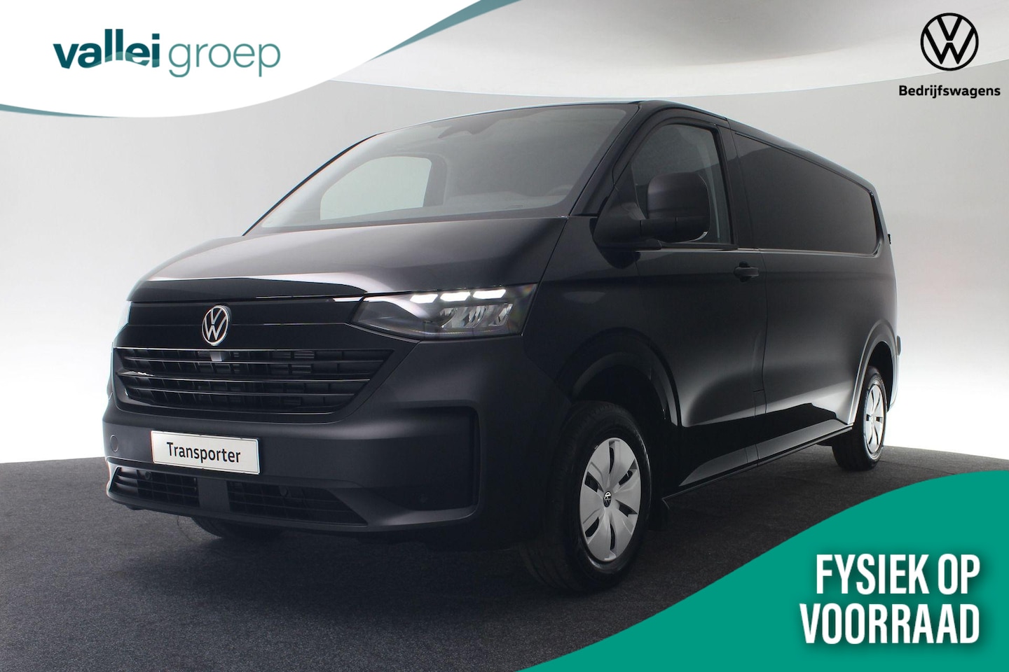 Volkswagen e-Transporter - Bedrijfswagens Life Intro 160 kW 218 pk L2 3500 mm | LED | Camera  | Trekhaak - AutoWereld.nl
