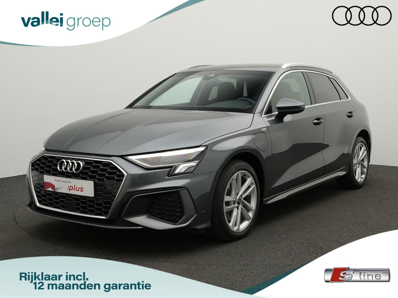 Audi A3 Sportback - 40 TFSI e 204PK Advanced S-line edition | Navigatie MMI Plus | Stoelverwarming | Parkeerse - AutoWereld.nl