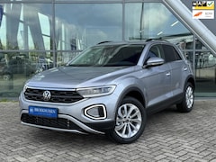 Volkswagen T-Roc - 1.5 TSI Life Anniversary Model 150pk Automaat / Camera / Stoel-Stuur verwarming / IQ Light