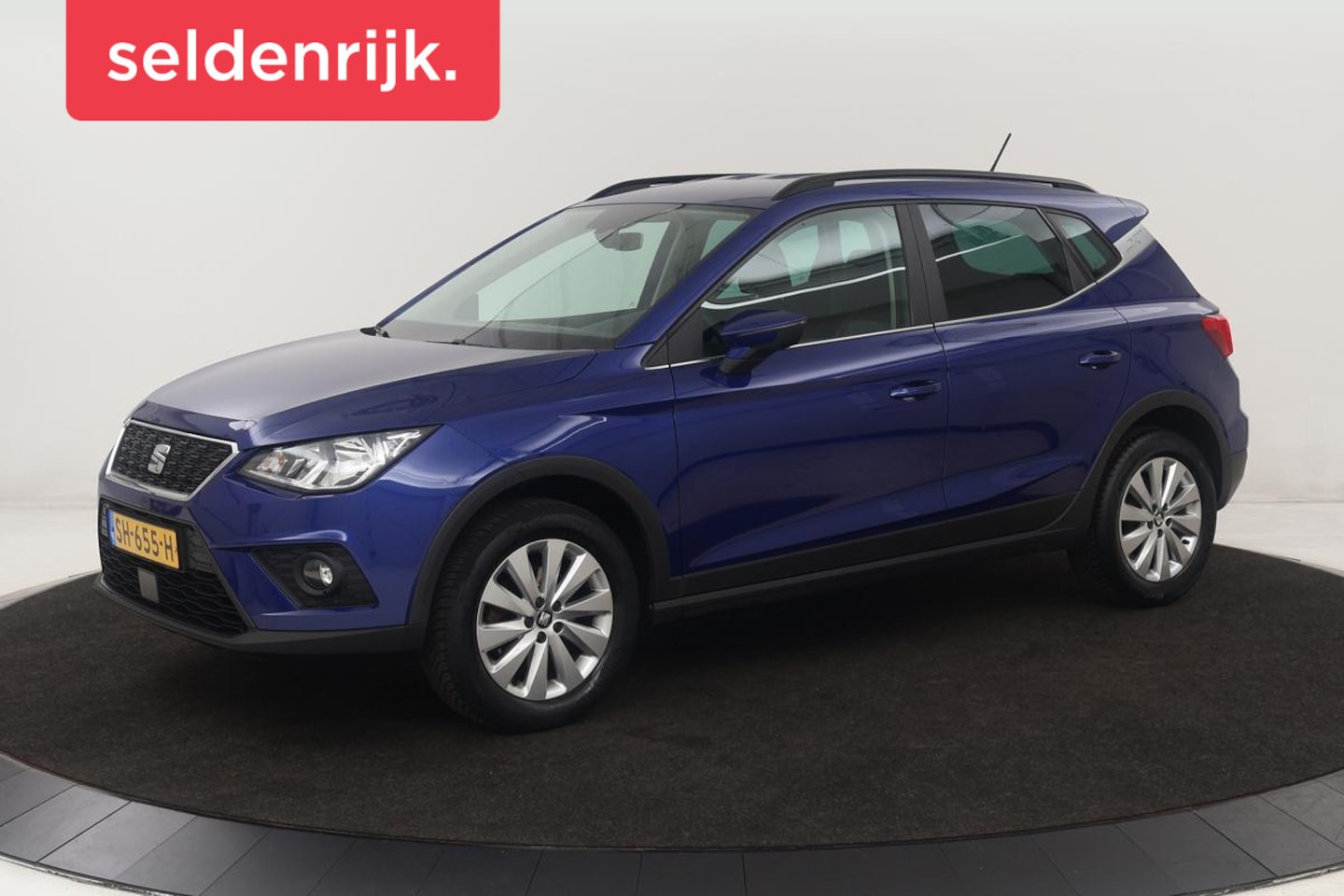Seat Arona - 1.0 TSI Style | Carplay | Climate control | Navigatie | Parkeerhulp | Cruise control | Blu - AutoWereld.nl