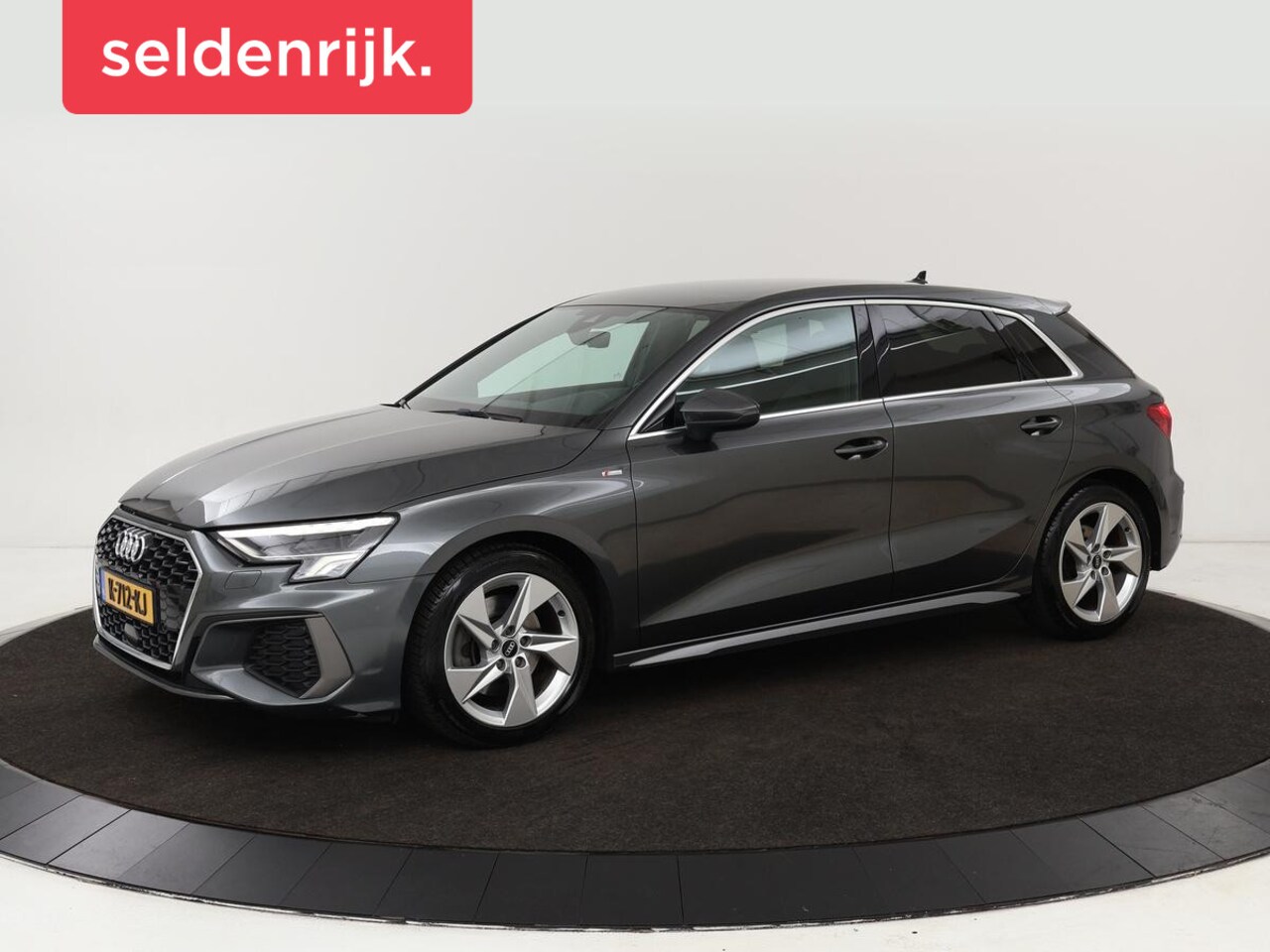 Audi A3 Sportback - 30 TFSI S edition | Carplay | Trekhaak | Sportstoelen | Navigatie | Virtual Cockpit | Half - AutoWereld.nl