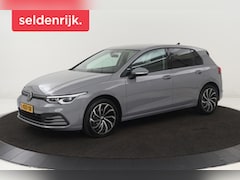 Volkswagen Golf - 1.5 eTSI Life | Trekhaak | Stoelverwarming | Carplay | Massage | Full LED | Memory | Adapt
