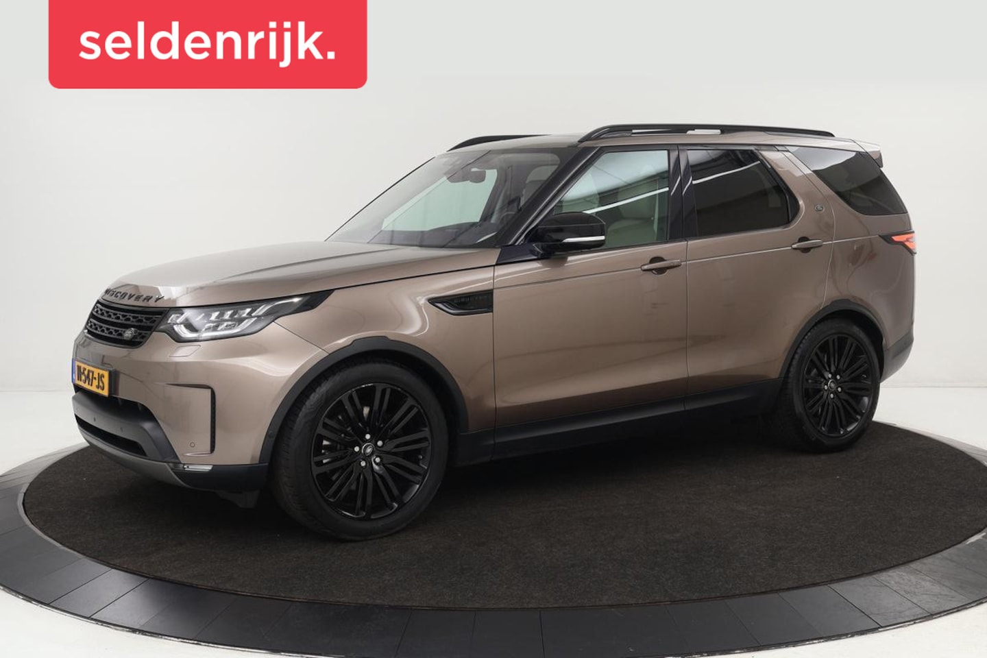 Land Rover Discovery - 3.0 TD6 HSE 7-persoons | Panoramadak | Leder | Stoelverwarming | Head-Up | Meridian Sound - AutoWereld.nl