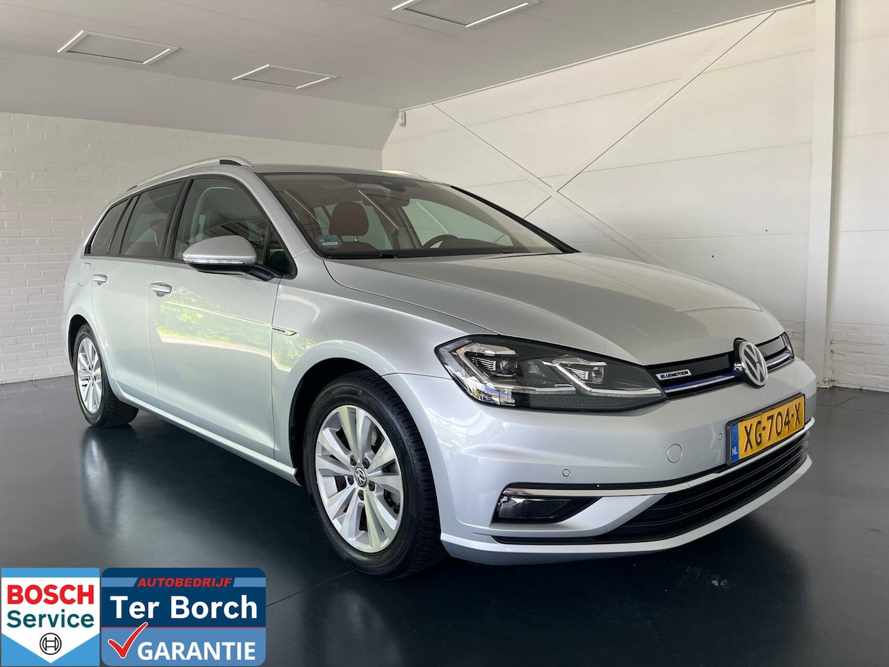 Volkswagen Golf - 1.5 TSI Business,LED,VIRTUAL,NAVIGATIE,T-HAAK - AutoWereld.nl