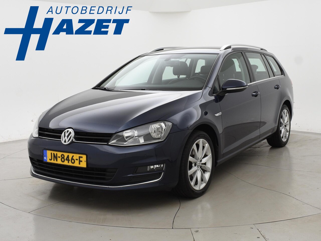 Volkswagen Golf Variant - 1.6 TDI CONNECTED + MASSAGE | CARPLAY | STOELVERW. | CAMERA | TREKHAAK - AutoWereld.nl