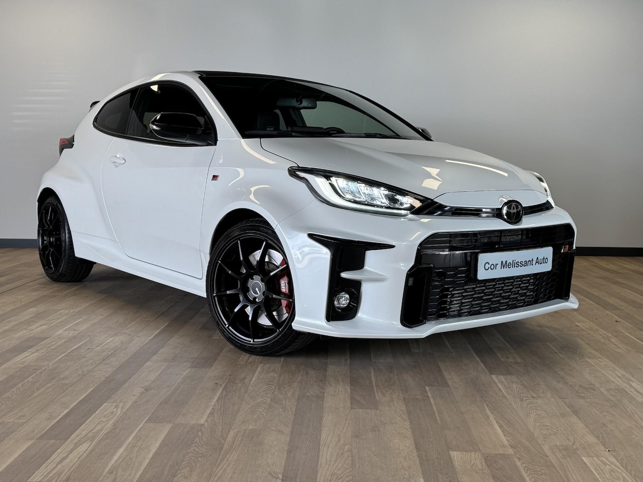 Toyota Yaris - 1.6 GR Performance 1.6 GR Performance - AutoWereld.nl