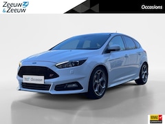 Ford Focus - 2.0 ST | 250PK | Sportstoelen | Navi | Apple Carplay | Stoel/Stuurverwarming | Climate Con