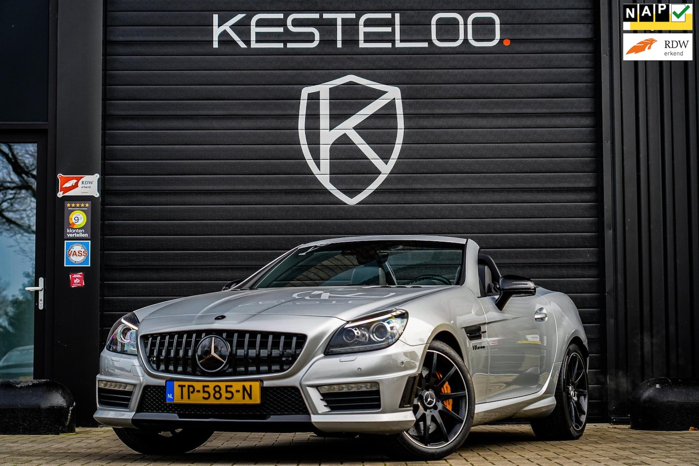 Mercedes-Benz SLK-klasse - 55 AMG CABRIO 470 PK CARPLAY/DISTRONIC/LEDER/MEMORY/AIRSCARF - AutoWereld.nl