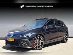 Volkswagen Golf - 1.4 eHybrid GTE Golf 8 19" R velgen Panorama dak Trekhaak Camera Apple CarPlay/Android Aut