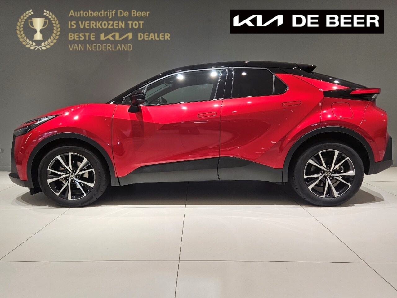 Toyota C-HR - 1.8 Hybrid 140pk CVT Automaat First Edition NL-Auto 1e Eigenaar Veel Opties! - AutoWereld.nl