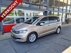 Volkswagen Touran - 1.0 TSI 115pk BMT Comfortline Carplay Camera All-in prijs + 12 mnd garantie