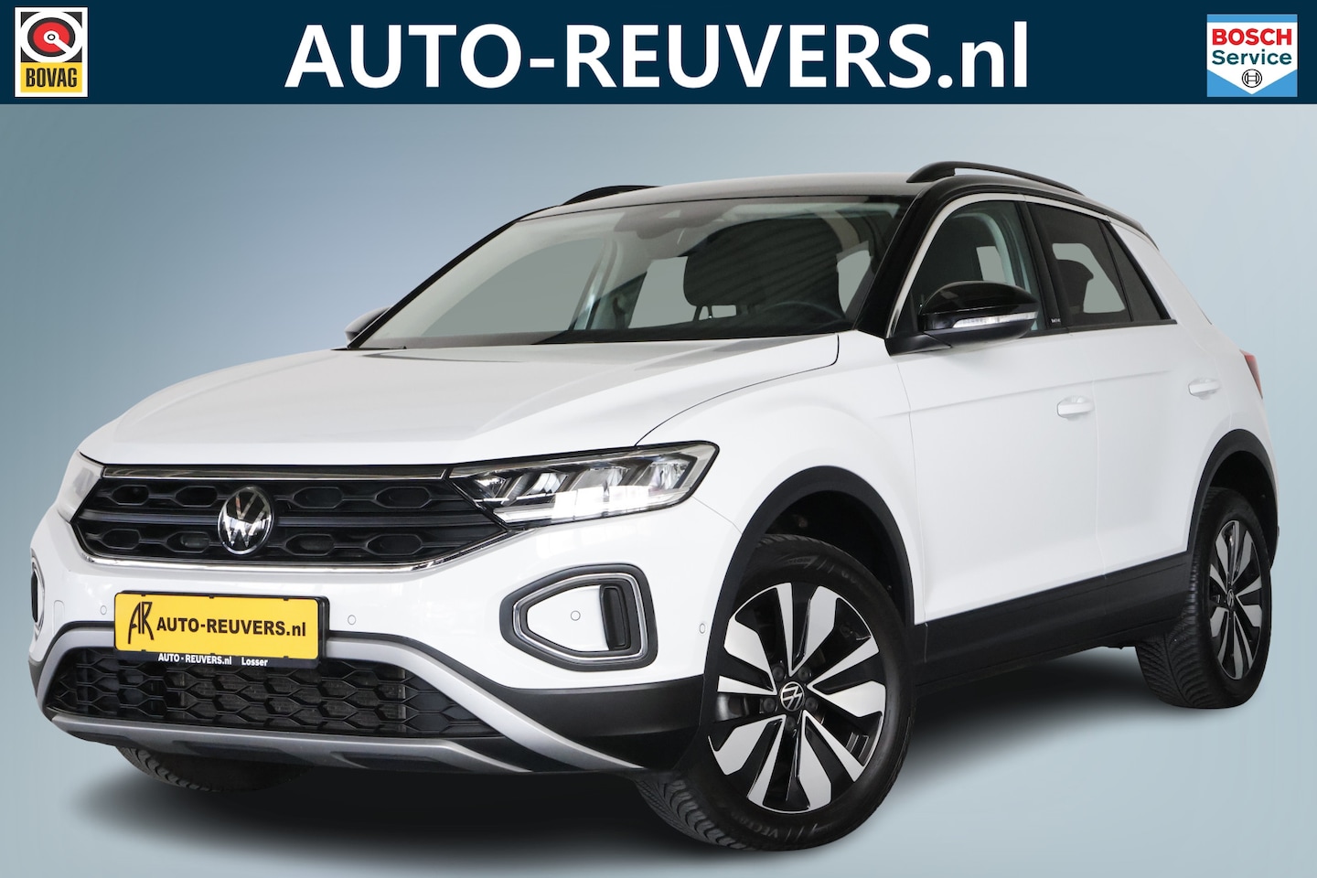 Volkswagen T-Roc - 1.0 TSI Move / LED / Navi / CarPlay / DAB+ / 4S Banden - AutoWereld.nl