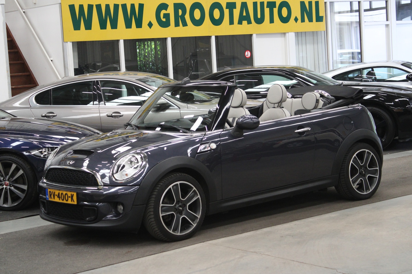 MINI Cabrio - Mini 1.6 Cooper S Chili Airco, Leder, Cruise control, Stoelverwarming - AutoWereld.nl