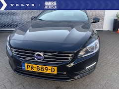 Volvo V60 - 2.0 D2 Polar+ Dynamic /Lederen bekleding/Afneembare trekhaak/1e eigenaar