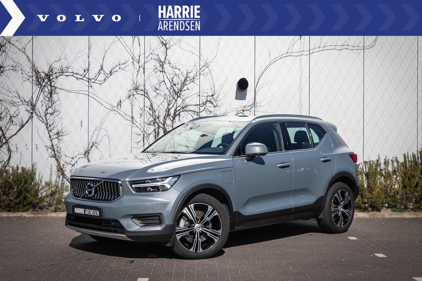 Volvo XC40 - Recharge T5 Inscription | Lederen bekleding | Parkeercamera | 19 Inch lichtmetalen velgen - AutoWereld.nl