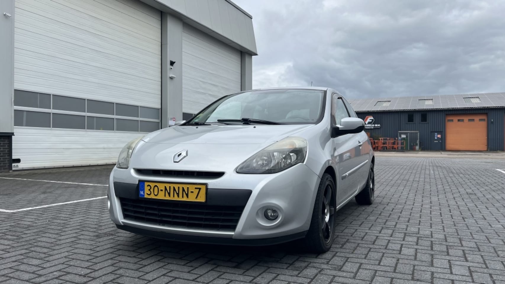 Renault Clio - 1.2 Authentique 1.2 Authentique - AutoWereld.nl