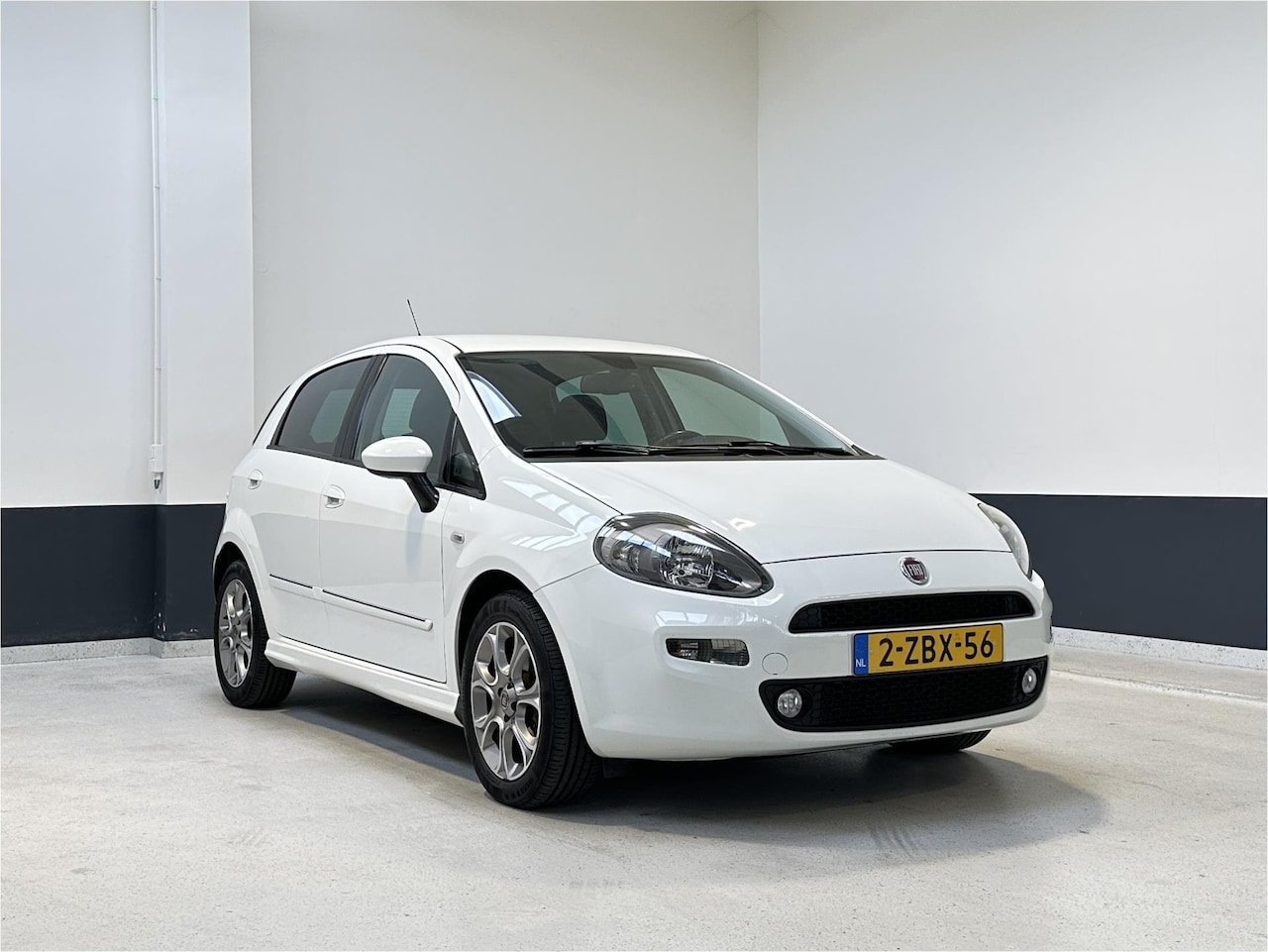 Fiat Punto Evo - 0.9 TwinAir Lounge | NL | Airco | LM | - AutoWereld.nl