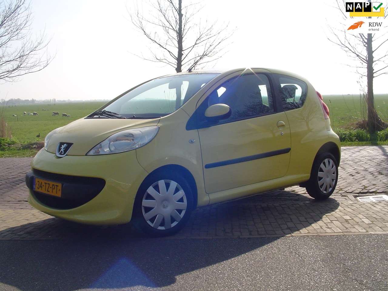 Peugeot 107 - 1.0-12V XS / Airco / centrale vergrendeling / NAP - AutoWereld.nl