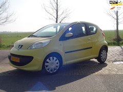 Peugeot 107 - 1.0-12V XS / Airco / centrale vergrendeling / NAP