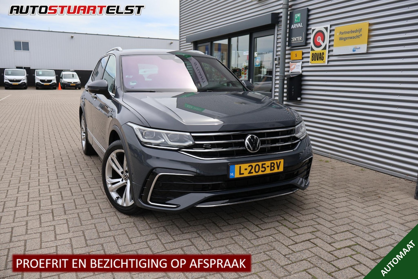 Volkswagen Tiguan - 1.5 TSI R-Line Business+ Elek klap Trekhaak | Virtueel | IQ Light | Camera | Ad Cruise |Ca - AutoWereld.nl