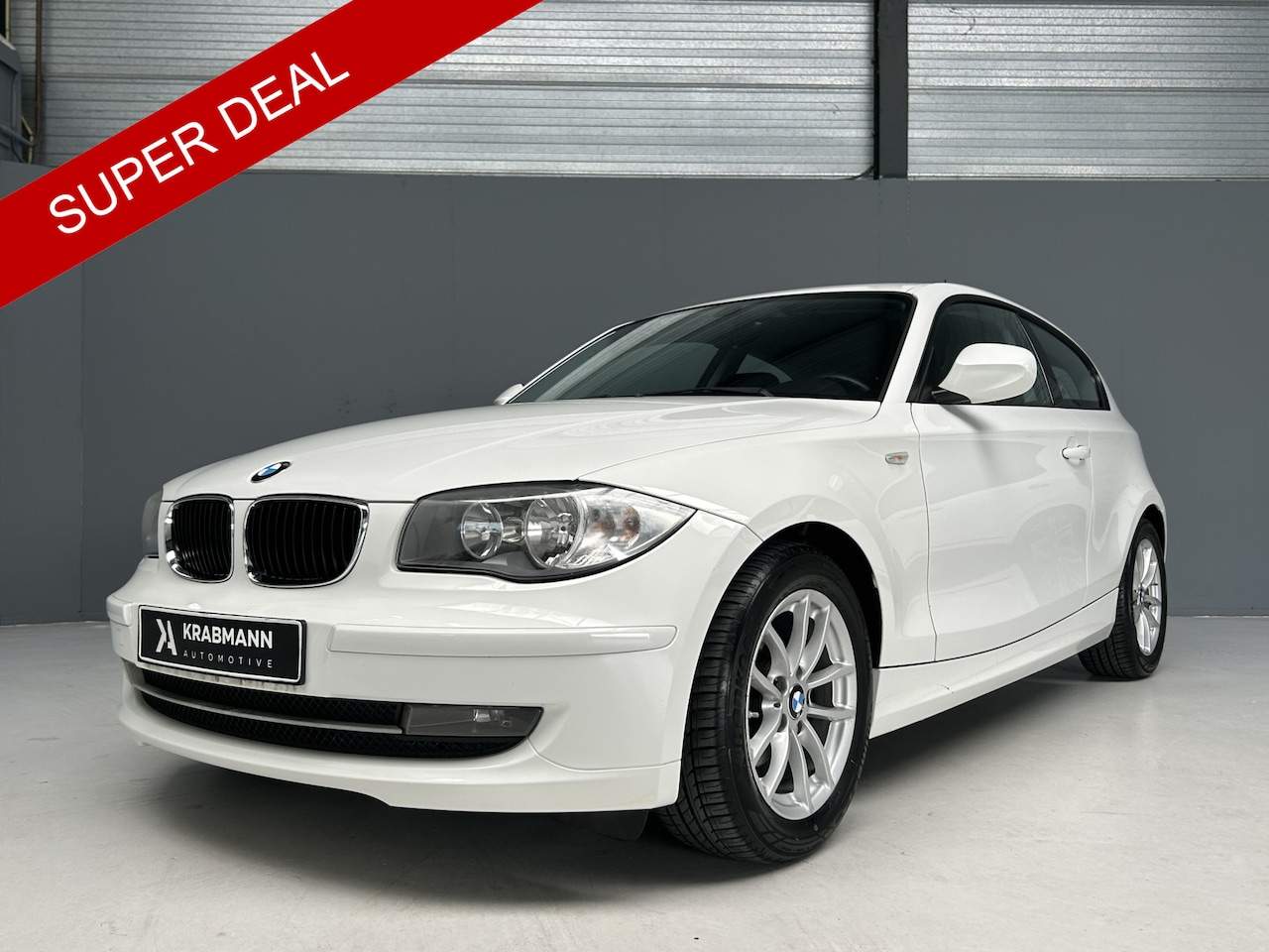 BMW 1-serie - 116i Executive Clima|PDC|Stoelverwarming - AutoWereld.nl