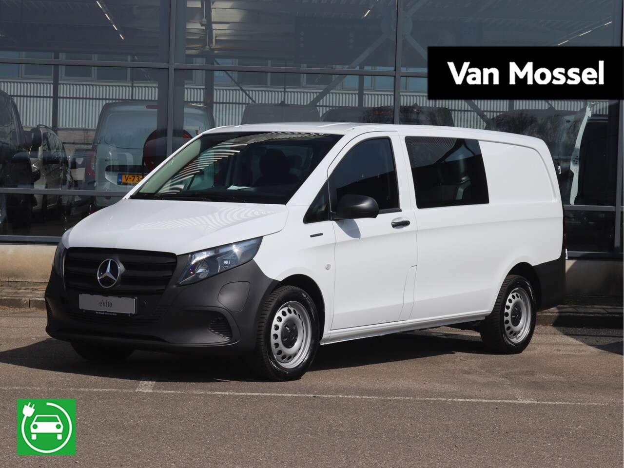 Mercedes-Benz eVito - eVito 112 L2 60 kWh Dubbel Cabine - AutoWereld.nl