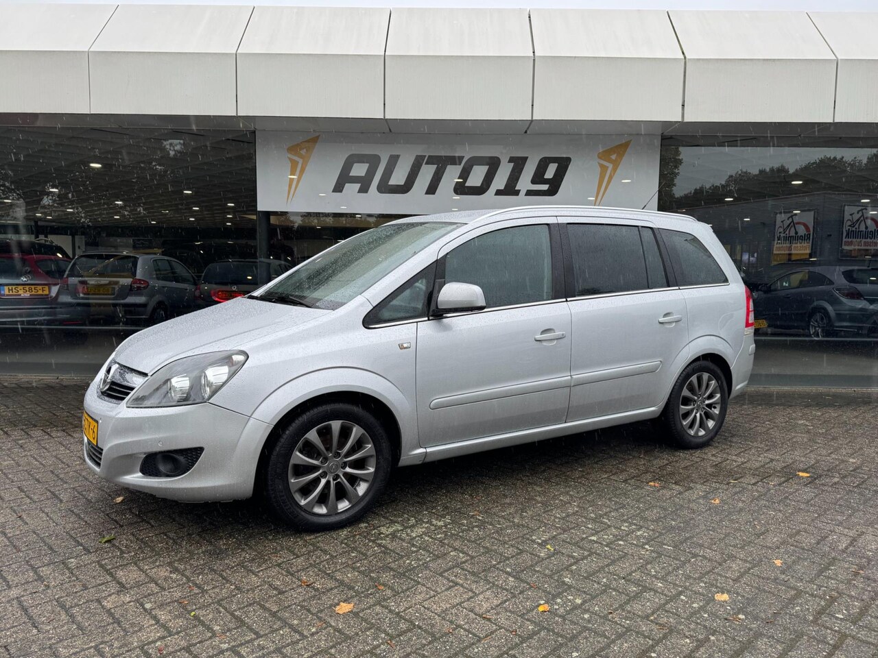 Opel Zafira - 1.8 111 years Edition 1.8 111 years Edition - AutoWereld.nl